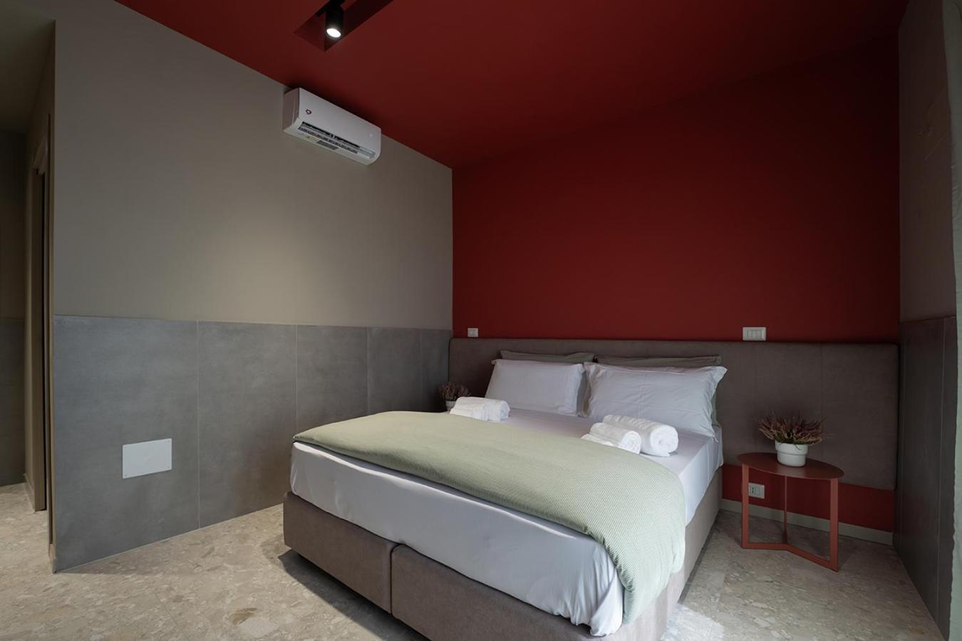 Mia Suites Porto Naples Extérieur photo