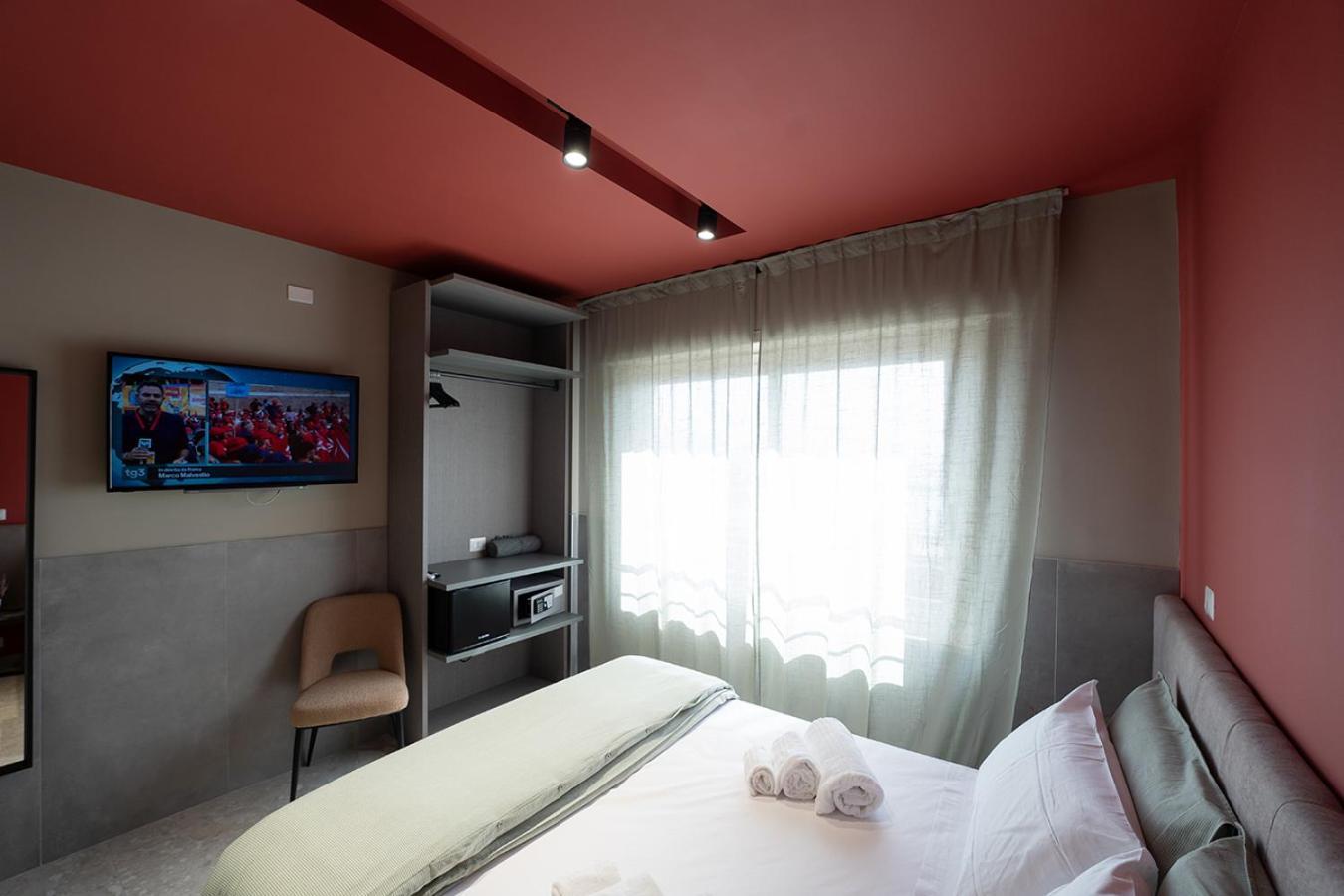 Mia Suites Porto Naples Extérieur photo