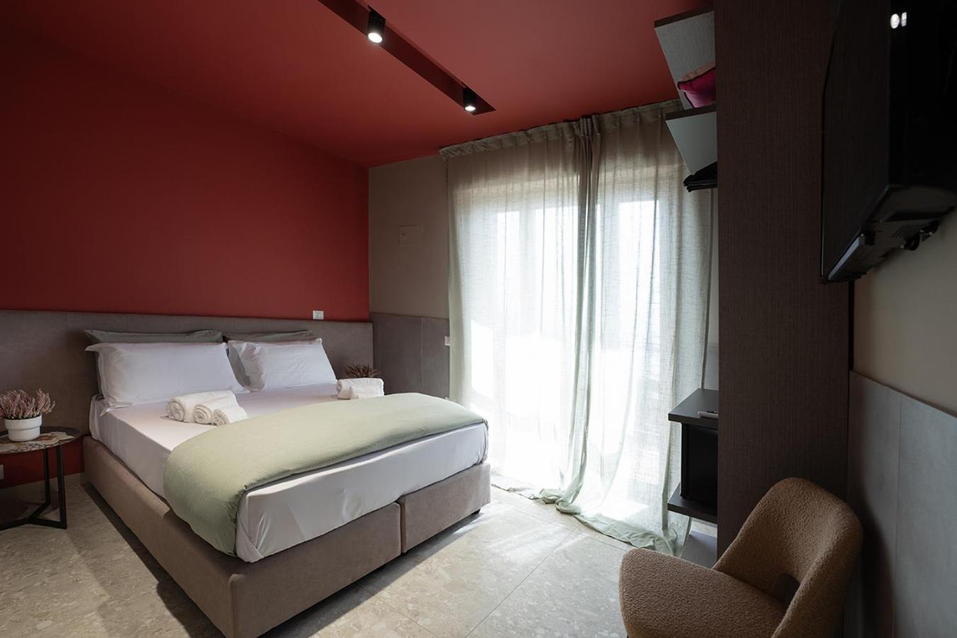 Mia Suites Porto Naples Extérieur photo