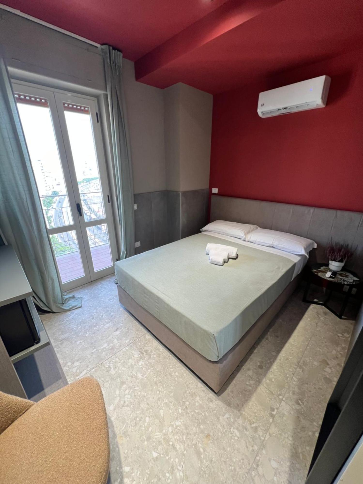 Mia Suites Porto Naples Extérieur photo