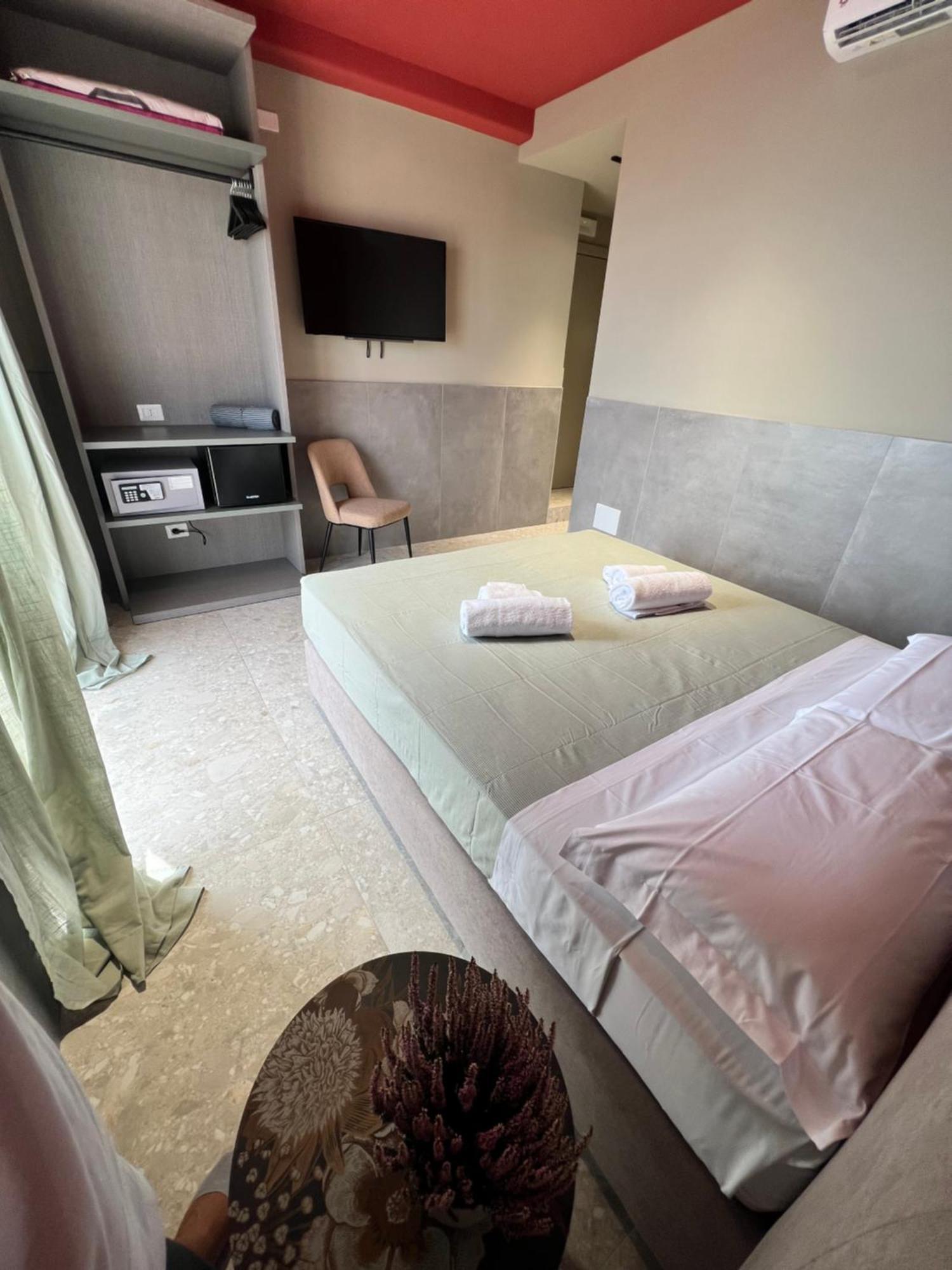 Mia Suites Porto Naples Extérieur photo