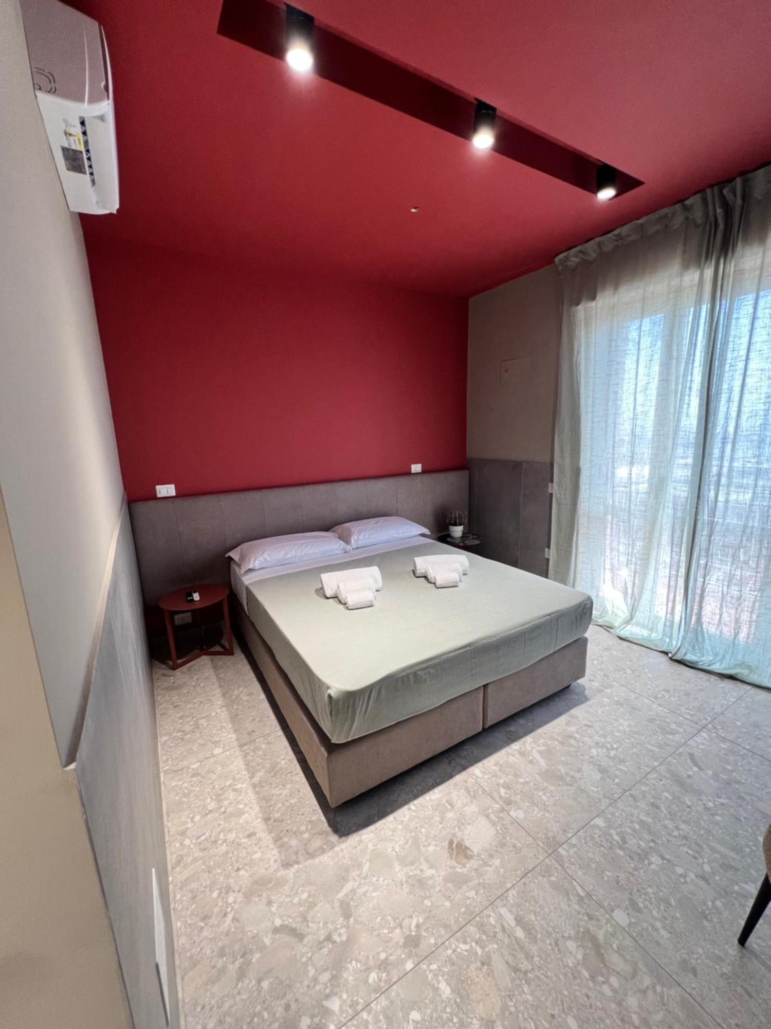 Mia Suites Porto Naples Extérieur photo